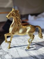 29. 24K GOLD FINISH HORSE SHOWPIECE DECORATIVE ITEMS FOR HOME DECORATION GOLD PLATED STATUE HOME/OFFICE TABLE LIVING ROOM DÉCOR