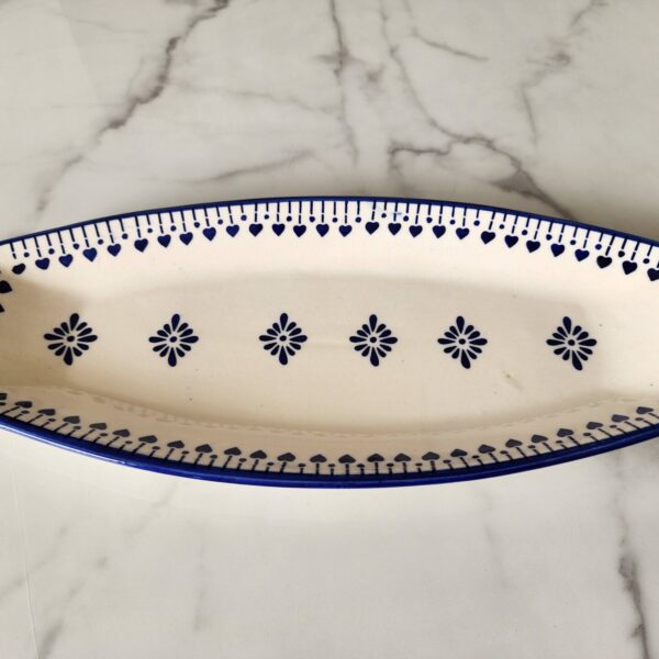 HANDCRAFTED 'LONG SERVING TRAY/ DISH ', BLUE & WHITE