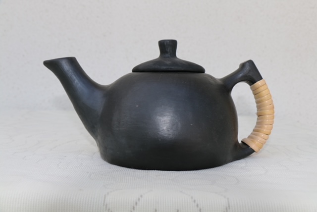 ERPENTINE STONE TEA POT| BLACK STONE POTTERY KETTLE (700-800ML)