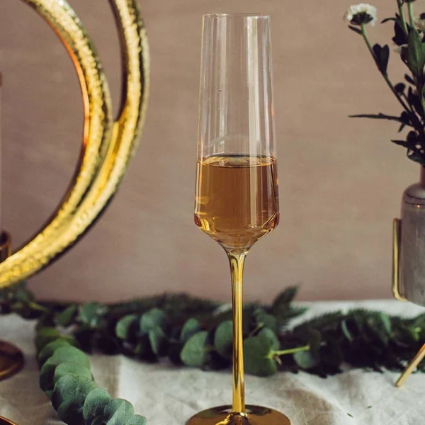 gold stem champagne flute